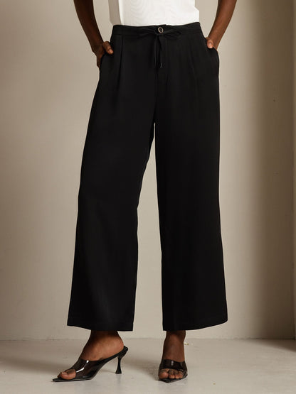 Wide leg classic pants