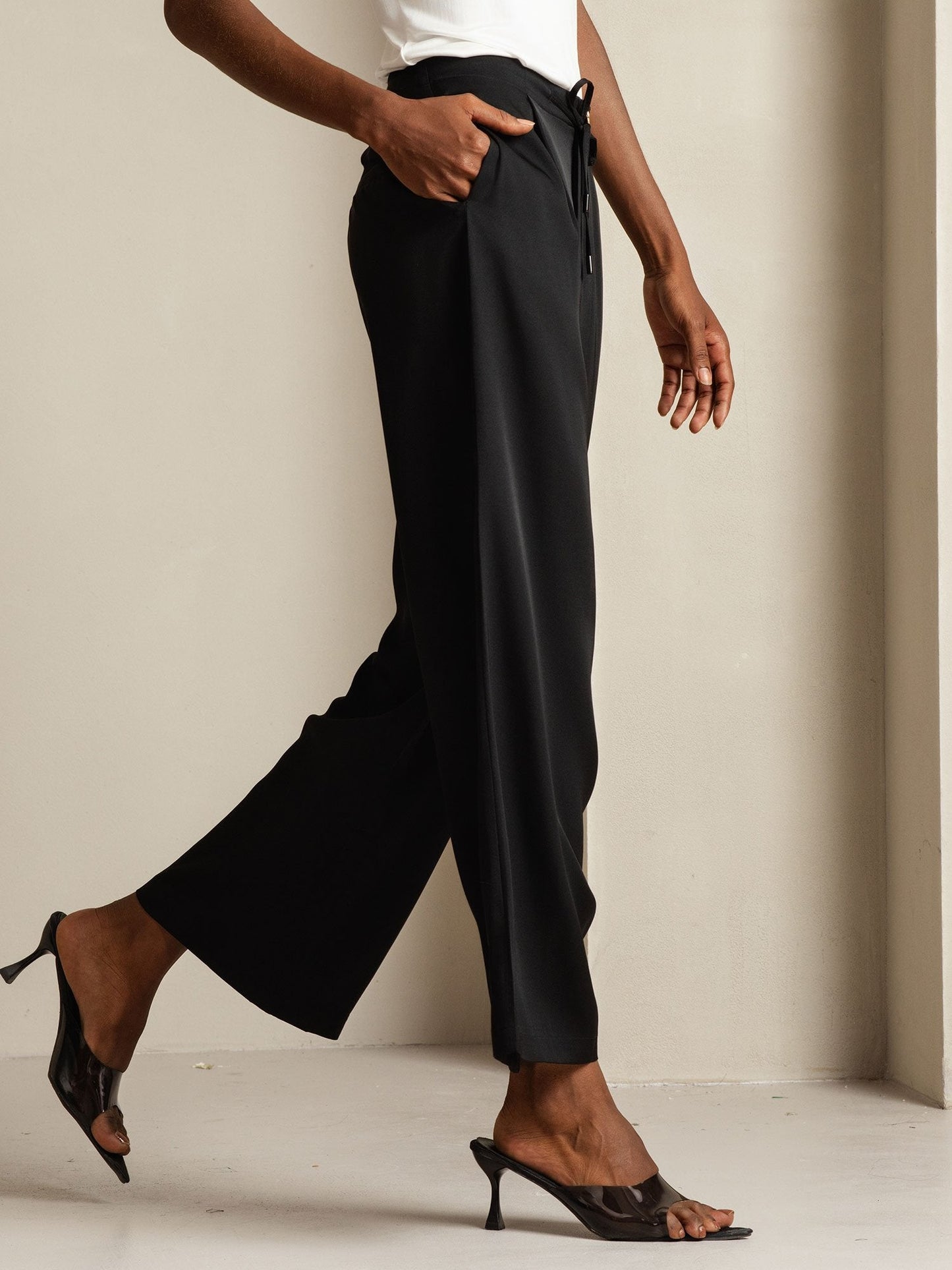 Wide leg classic pants