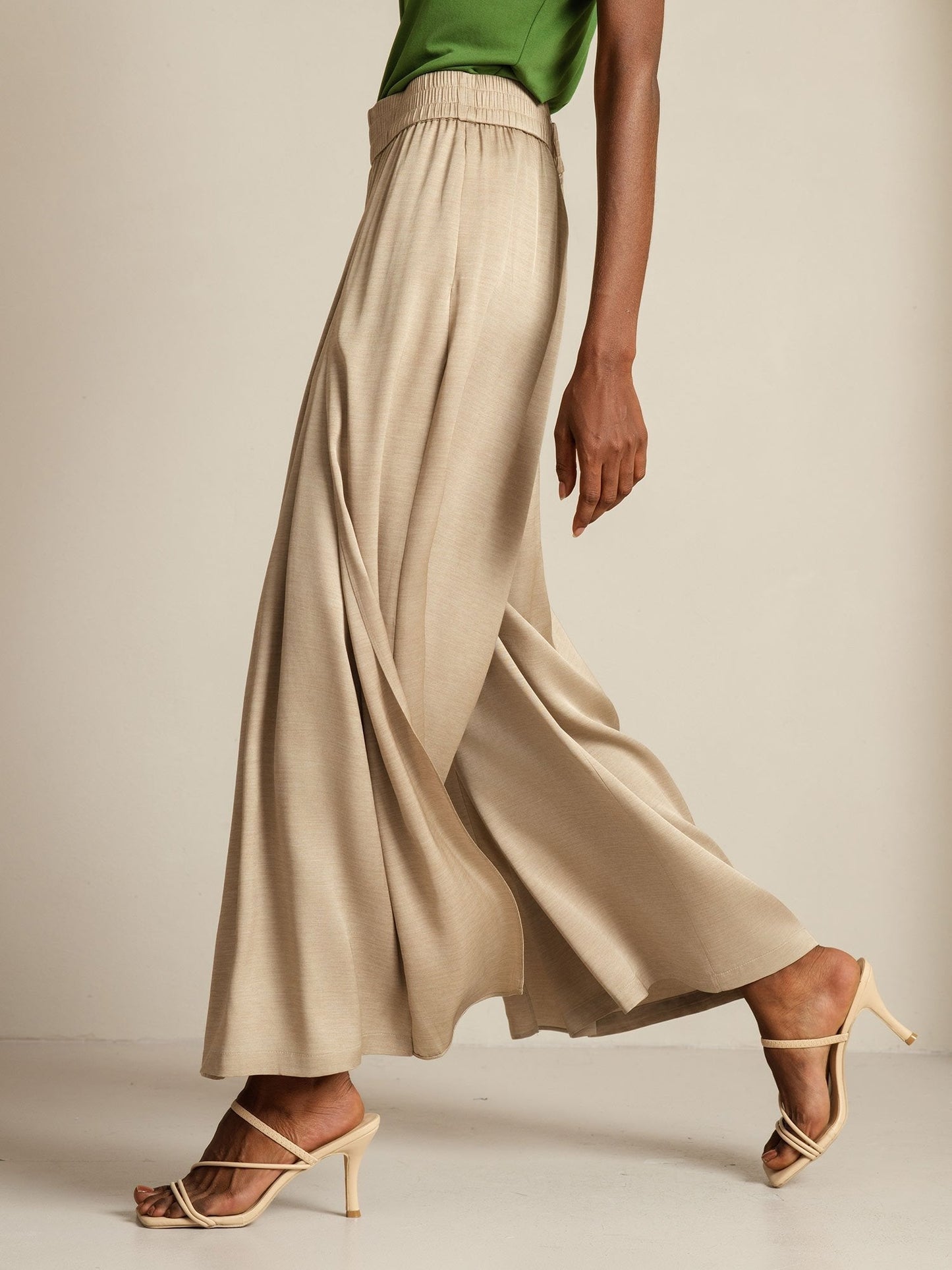 19Momme Seide Weite Bein Damenhose mit Elastischem Bund Seitentaschen Design