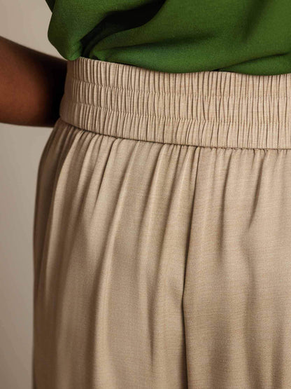 19Momme Seide Weite Bein Damenhose mit Elastischem Bund Seitentaschen Design